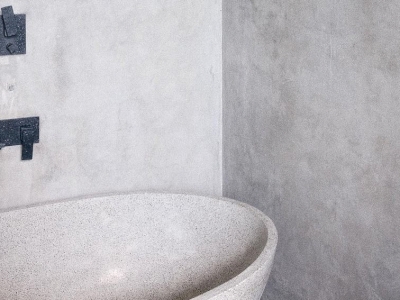 Béton ciré pour salle de bain dans le Lubéron